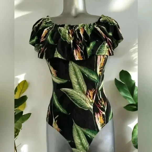 ✅BCBGMAXAZRIA  bodysuit - Picture 6 of 15